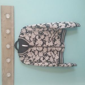 Fabletics jacket SZ LG